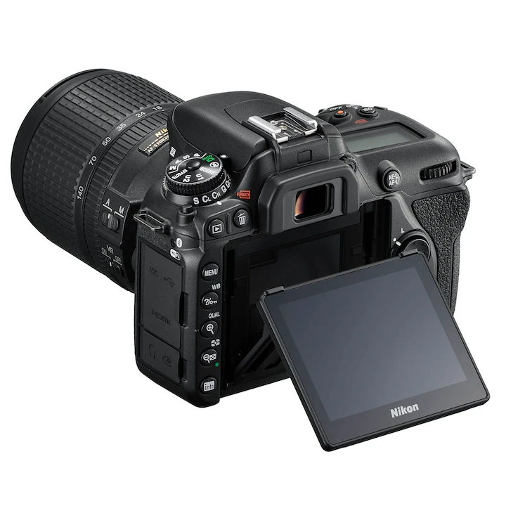 aparat foto dslr nikon ieftin si bun